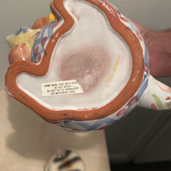 Vintage Cat w/ fish teapot. - Picture 6 of 8